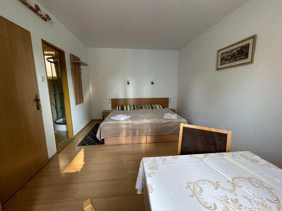 Ferienwohnung Privat Hotos Liptovský Mikuláš Exterior foto